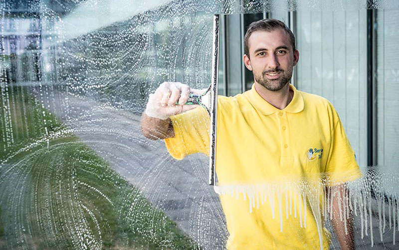 Glasreinigung und Fassadenreinigung